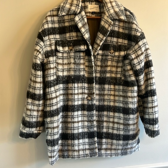 Women’s Universal Thread black cream brown shacket size SMALL - Picture 4 of 6